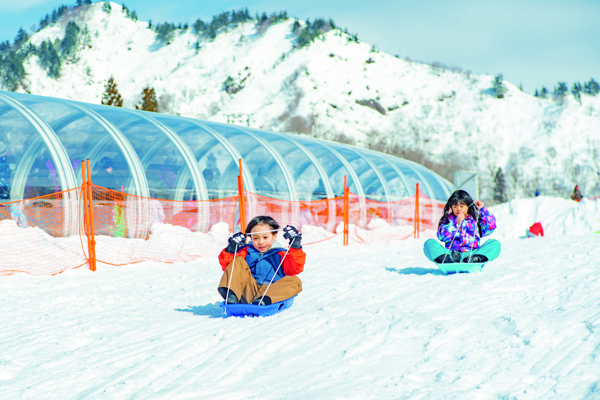 スノーエスカレーターでソリが最高